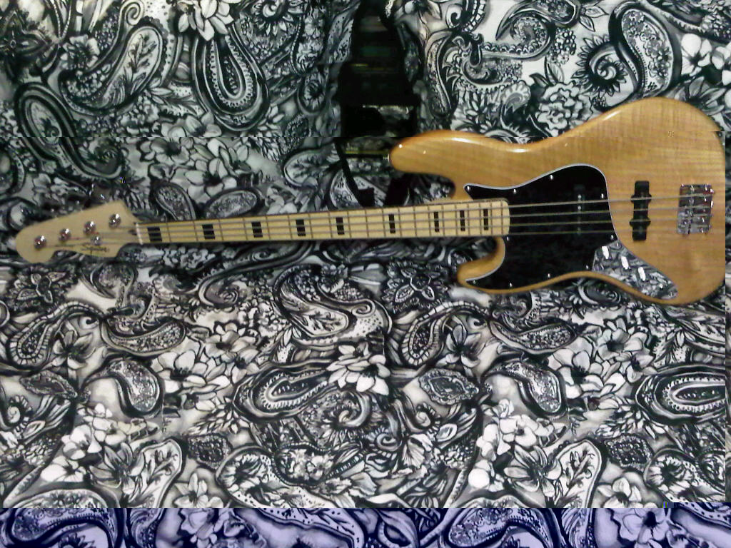 fender csquire vintage modified jazz bass.jpg