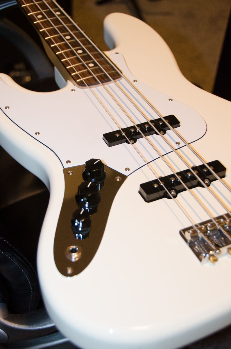 Fender-6.jpg