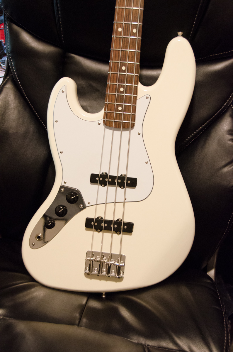 Fender-2.jpg