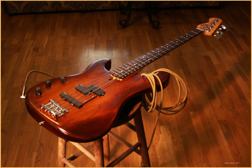 P-Bass Deluxe 2-510kb.jpg