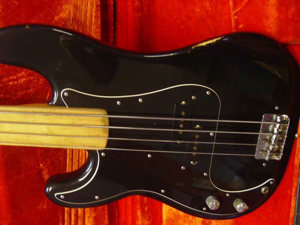 fender_precision-mancino--fretlees-custom-order-1978_cv6154_.jpg