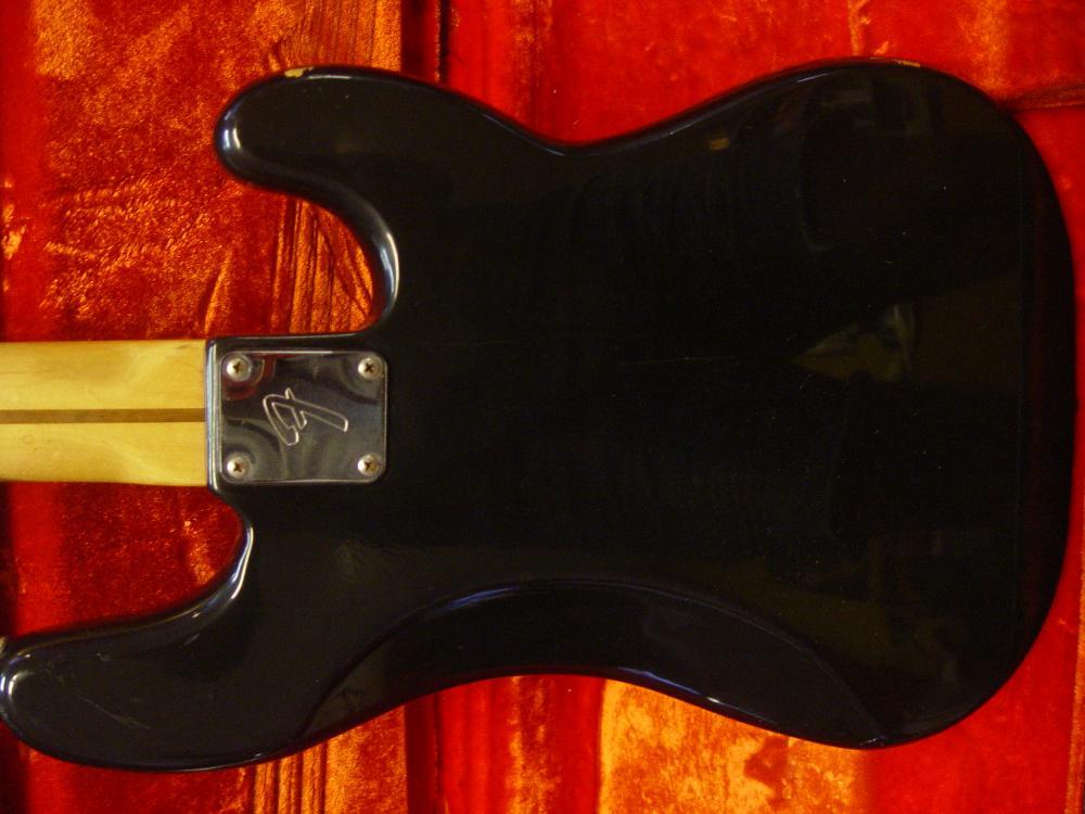 fender_precision-mancino--fretlees-custom-order-1978_cv6156_.jpg